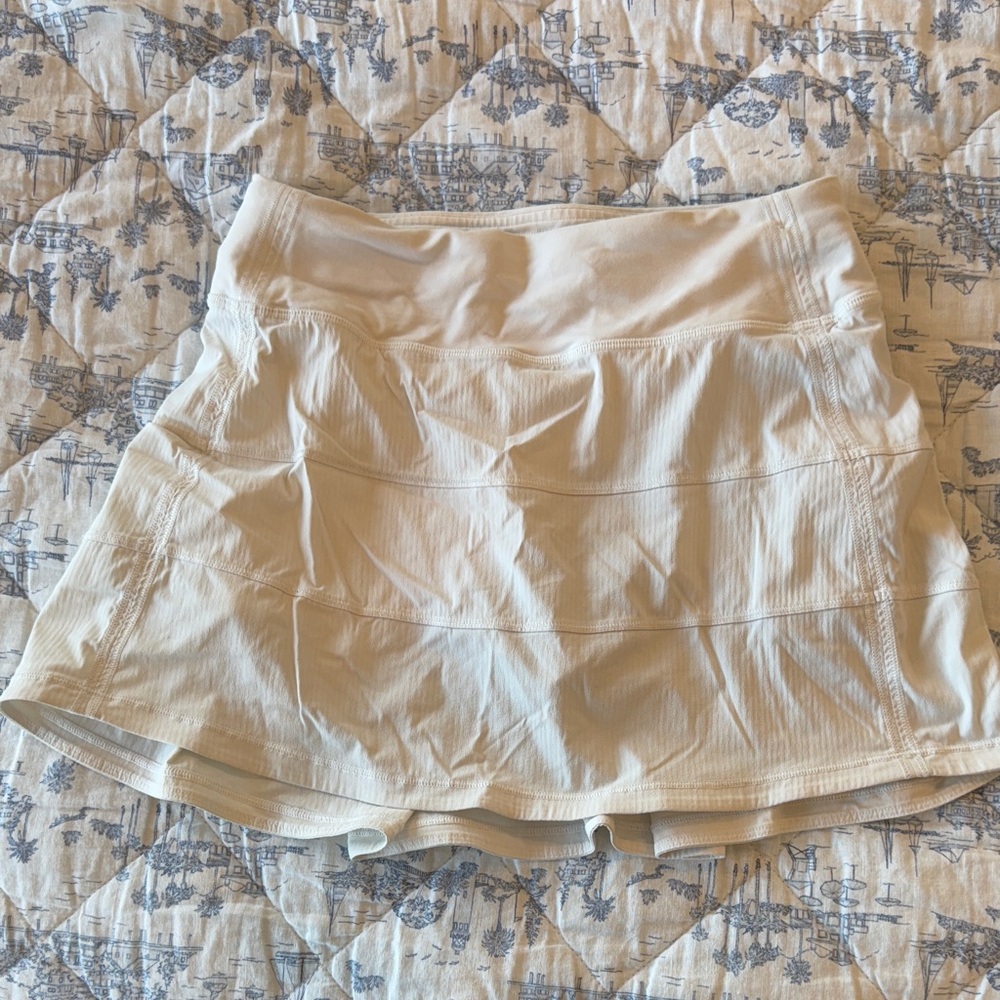 Lululemon pace rival skort tall